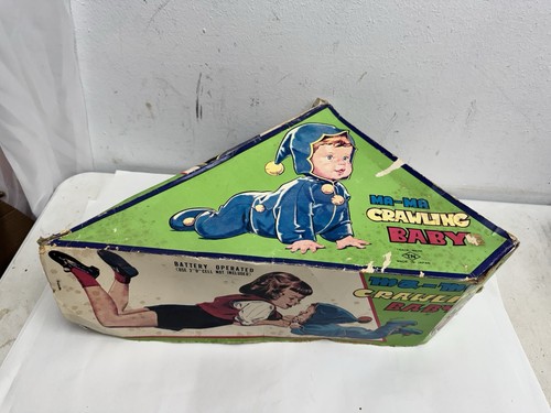 Japan crawling baby - tn,