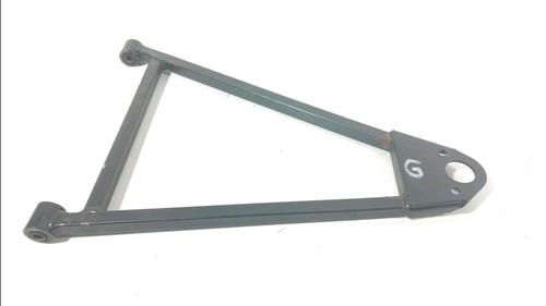 Triangle inferieur avant - triangle,