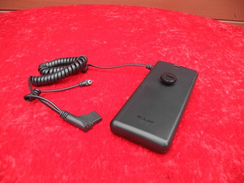 Nikon battery pack - nikon,