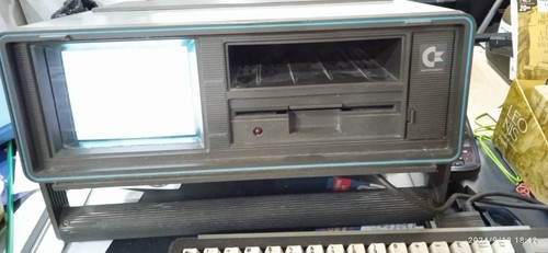 Commodore perfectly - commodore, sx-64