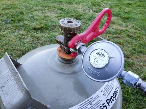Chiave gas universale - , valvola
