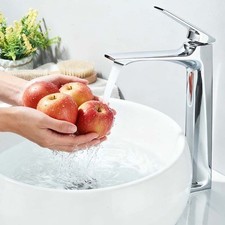 Rubinetto bagno cromato