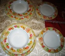 THUN  SERVIZIO DI  PIATTI   DA  6 PERSONE.LINEA GRACE CON FARFALLE