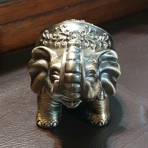 Posacenere auto elefante - , in