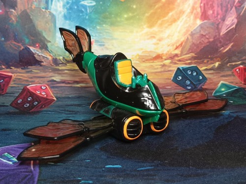 Buzz wing figurine - wing, skylanders