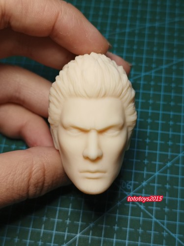 Modellino scultura testa - , uomo