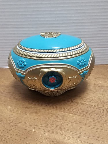 Music box giocattolo vintage
