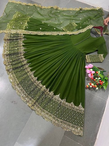 Ultimo abito verde mehendi