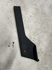 Assetto laterale console