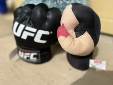 Guanti peluche UFC 2010