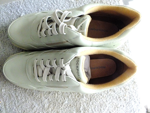 Nuove scarpe passeggio - scarpe,