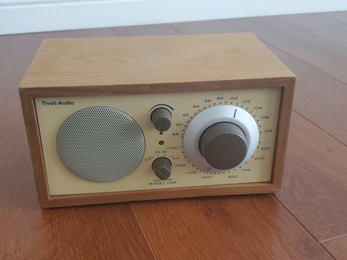 Tivoli audio henry kloss - kloss, model