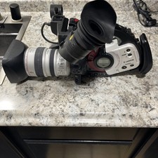 Canon XL1S 3CCD Camcorder -