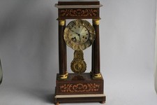 Pendule portique marqueterie