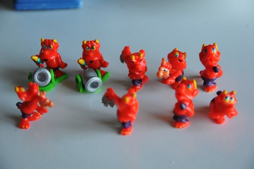 Set sorpresine kinder 9 - -,
