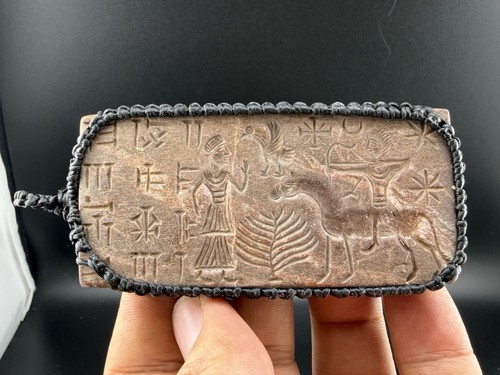 Ciondolo pietra intaglio