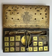 Antica bilancia di