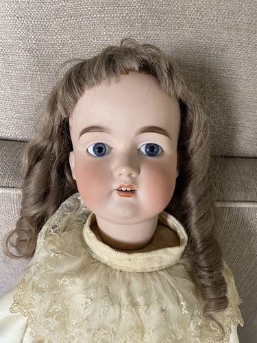Jolie poupee ancienne armand - poupee,