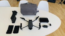 DJI MAVIC 3 CINE PREMIUM COMBO Con Radiocomando RC PRO2 (Come Nuovo)