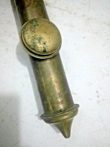 Vecchio vintage pompa ottone - vecchio,