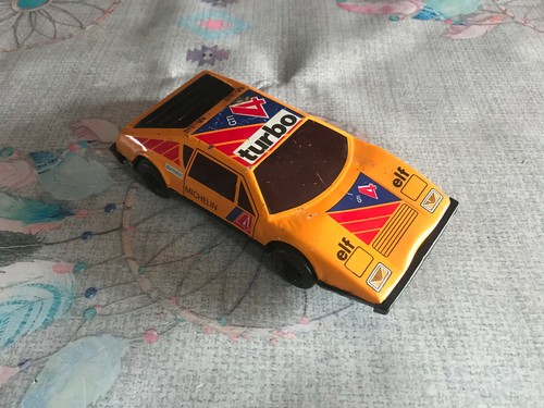 Ancien jouet voiture - voiture, course