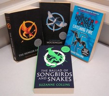 Suzanne Collins Hunger Games