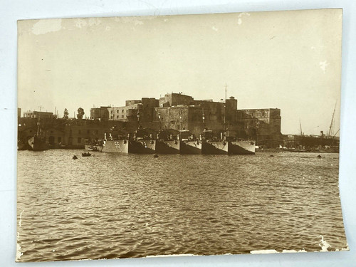 Porto brindisi - porto,