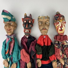 Bambole antiche, legno