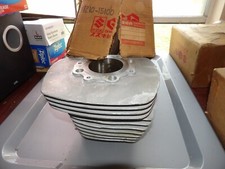 NOS Suzuki T500 TITAN 500