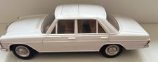 Mercedes 200 schuco - mercedes,