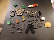 Lotto vestiti, accessori x Big Jim, Gi joe ecc