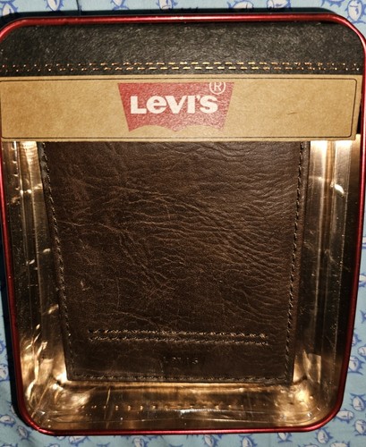 Men levis leather - wallet,
