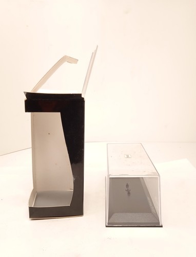 Empty box scatola - 1:43, vuota