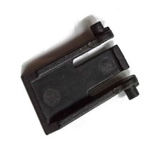 Sostituzione supporto tastiera