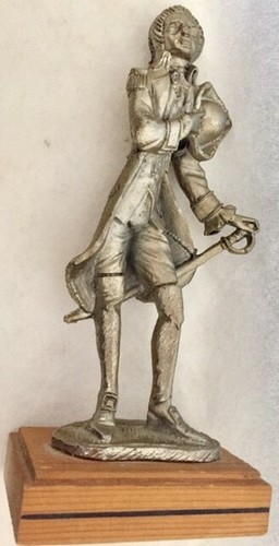 Statua peltro cesellato mano - statua, a