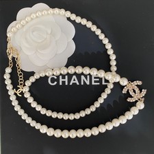 Collana di perle CHANEL CC
