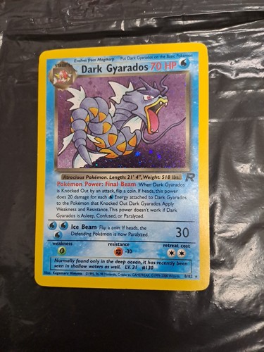 Dark gyarados holo - holo, (8/82)