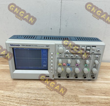 Tektronix TDS2024B Oscilloscopio Digitale Autotest Pass 4 Sonde Usato