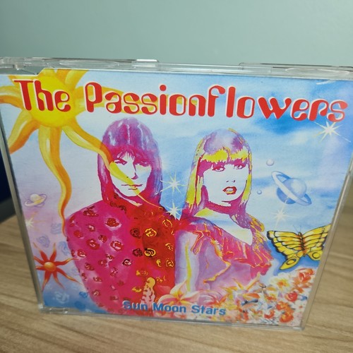 The passion flowers - passion, moon