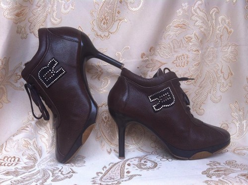 Scarpe decoltè stivaletti