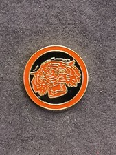 Old Pins Pin Badge Spilla