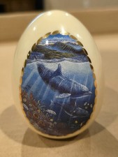 Uovo porcellana The Danbury Mint Splendors of the Sea Lahaina Seaflight di Robert