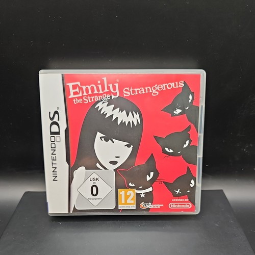 Emily the strange - emily, strangerous