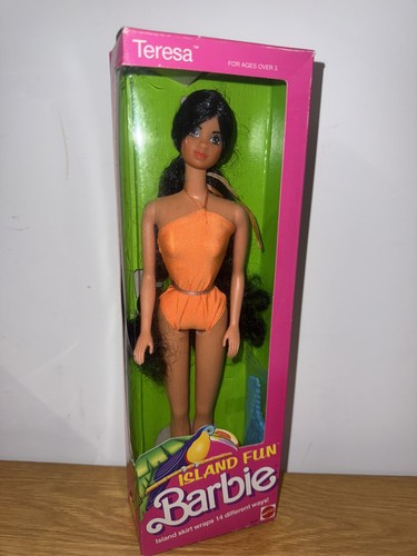 Barbie bambola isola