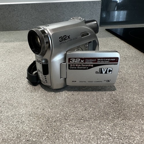 Jvc d366ek mini videocamera - jvc, gr-d366ek