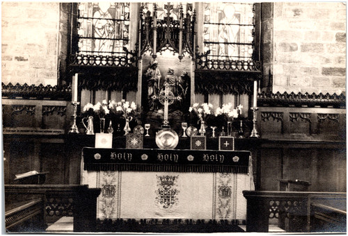 Altare interno chiesa - , e