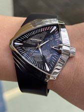 Hamilton Ventura XXL
