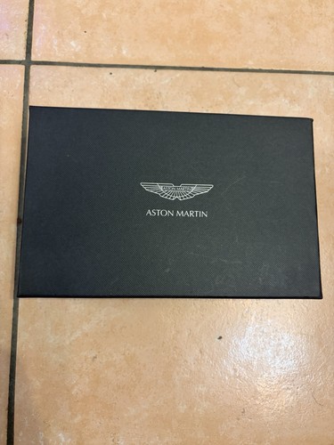 Aston martin scatola accessori - martin,