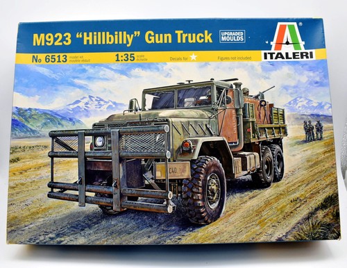 Modellino model kit montaggio