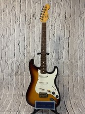 Fender Japan ST-STD